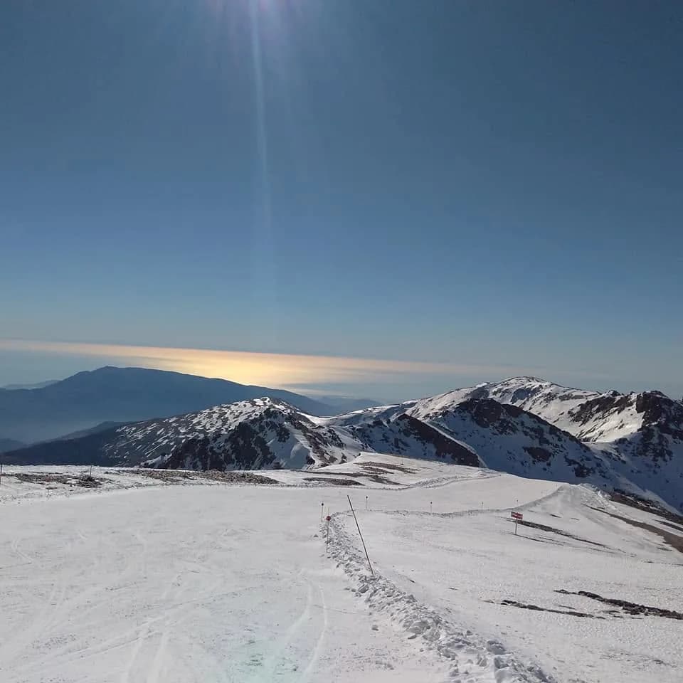 skiing with a view of the mediteranean