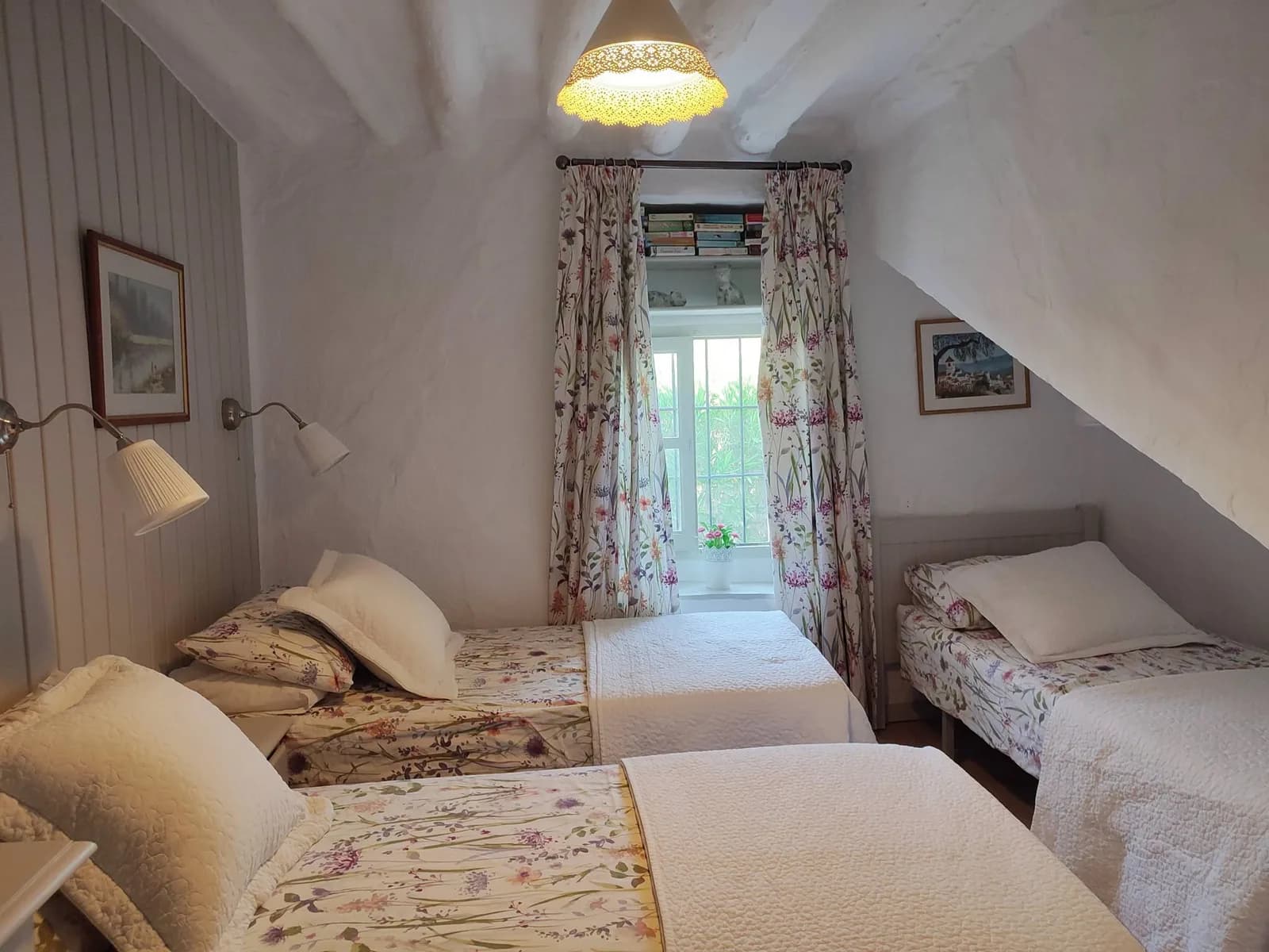farmhouse bedroom