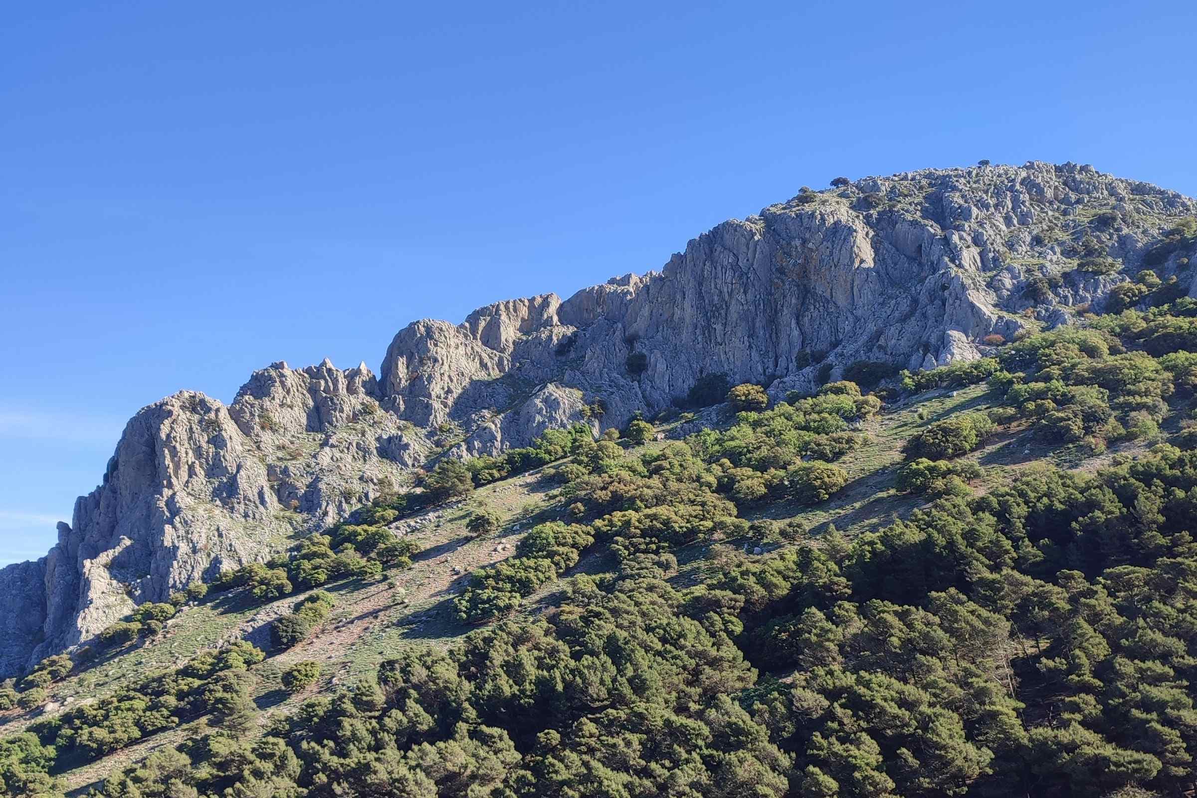 Mountain views around Cortijo Los lobos