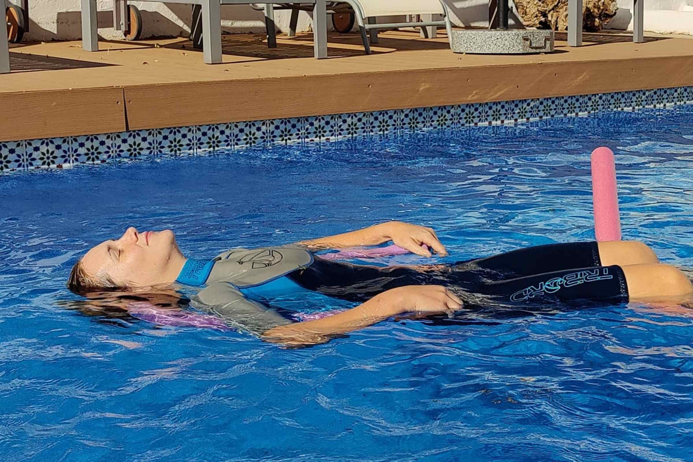 In-water relaxation through breathwork and breath holding.