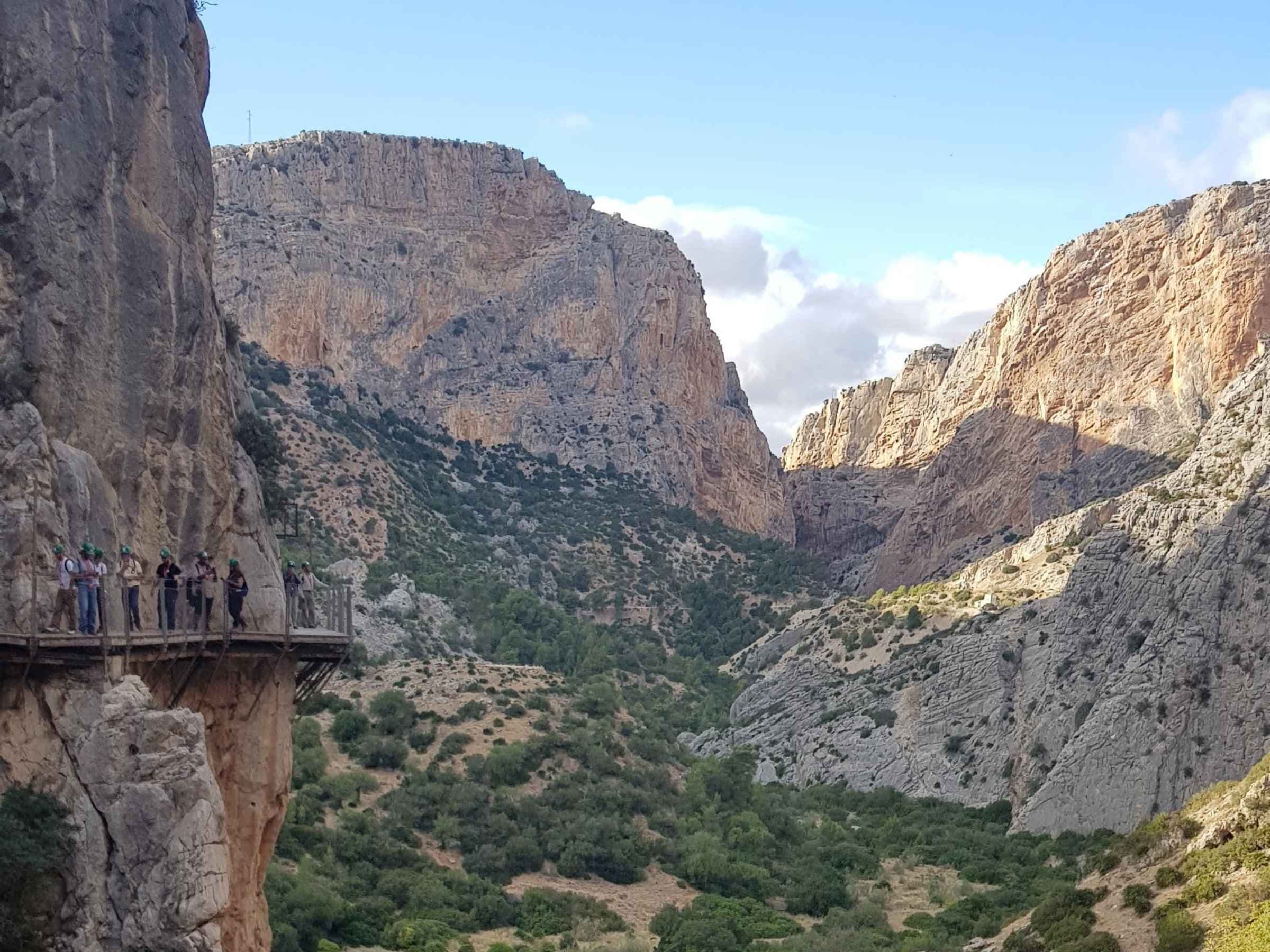 Placeholder image for Caminito suspension path